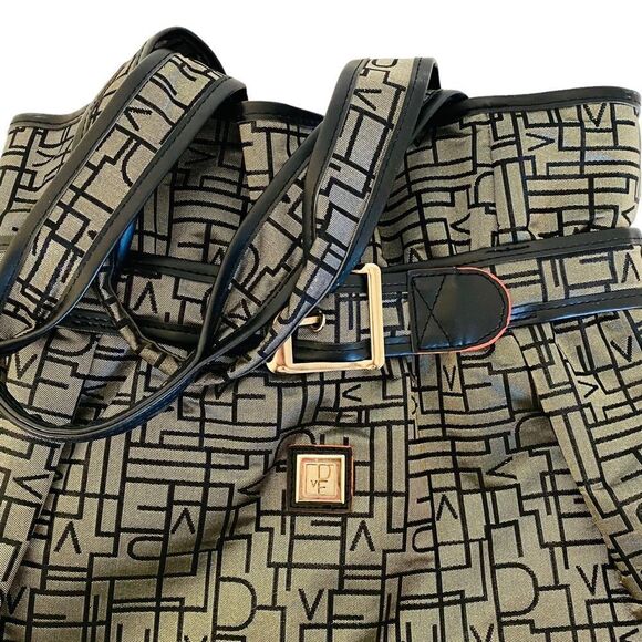 Diane Von Furstenberg DVF Large Logo Laptop Pocket Randa Travel Tote Bag NWOT - Picture 3 of 15